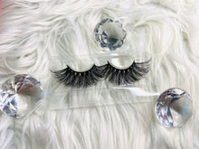 Load image into Gallery viewer, Glam Couture Lashes™ - High Class
